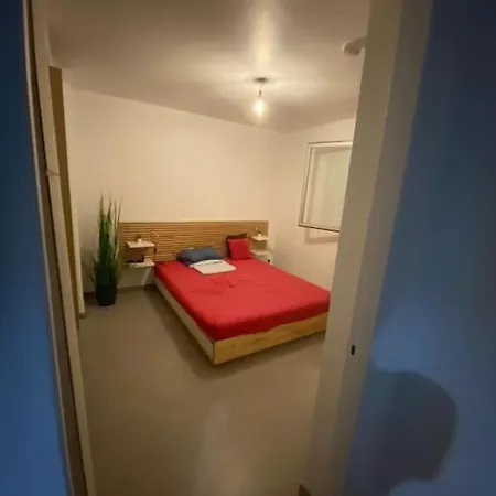 Bel 1 A 50m De La 아파트